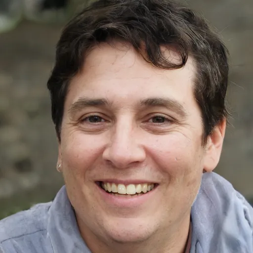 Lars Holm